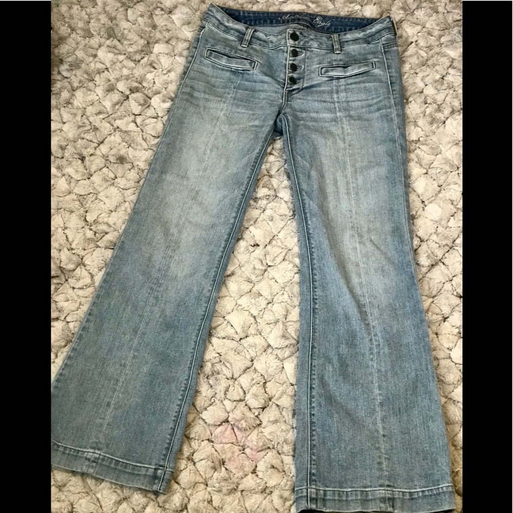 🌤🌤AMERICAN EAGLE Flare Stretch Jeans🌤🌤